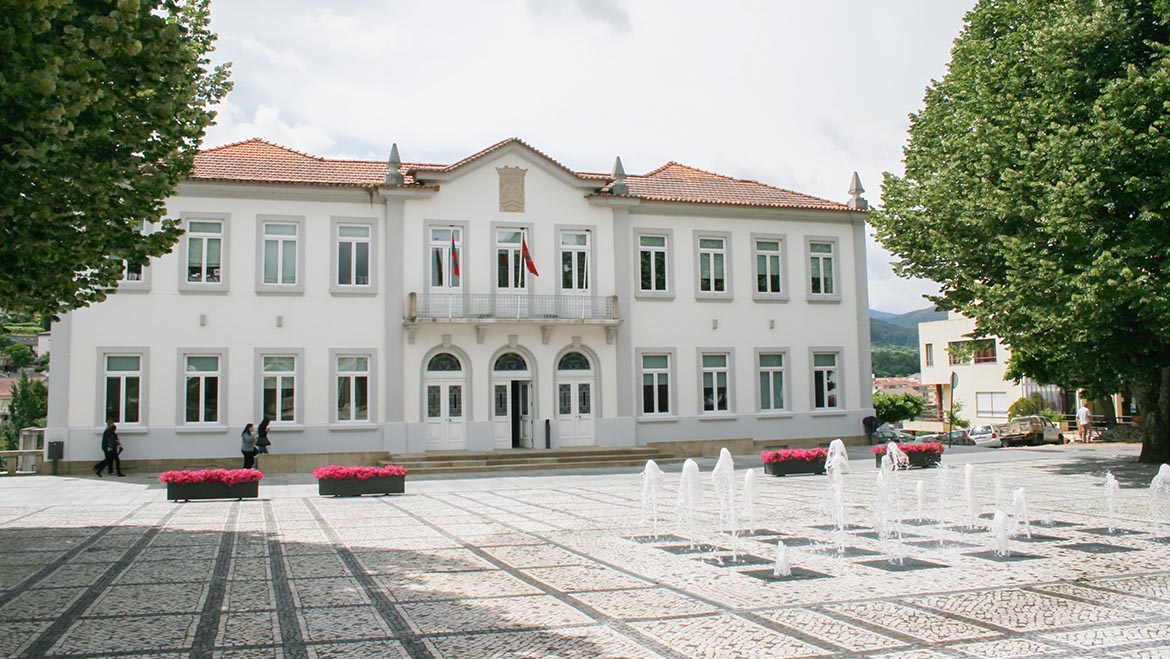 MELGAÇO E ALTICE ASSINAM PROTOCOLO DE INVESTIMENTO DE CERCA DE 2 MILHÕES DE EUROS EM FIBRA ÓTICA DE ÚLTIMA GERAÇÃO