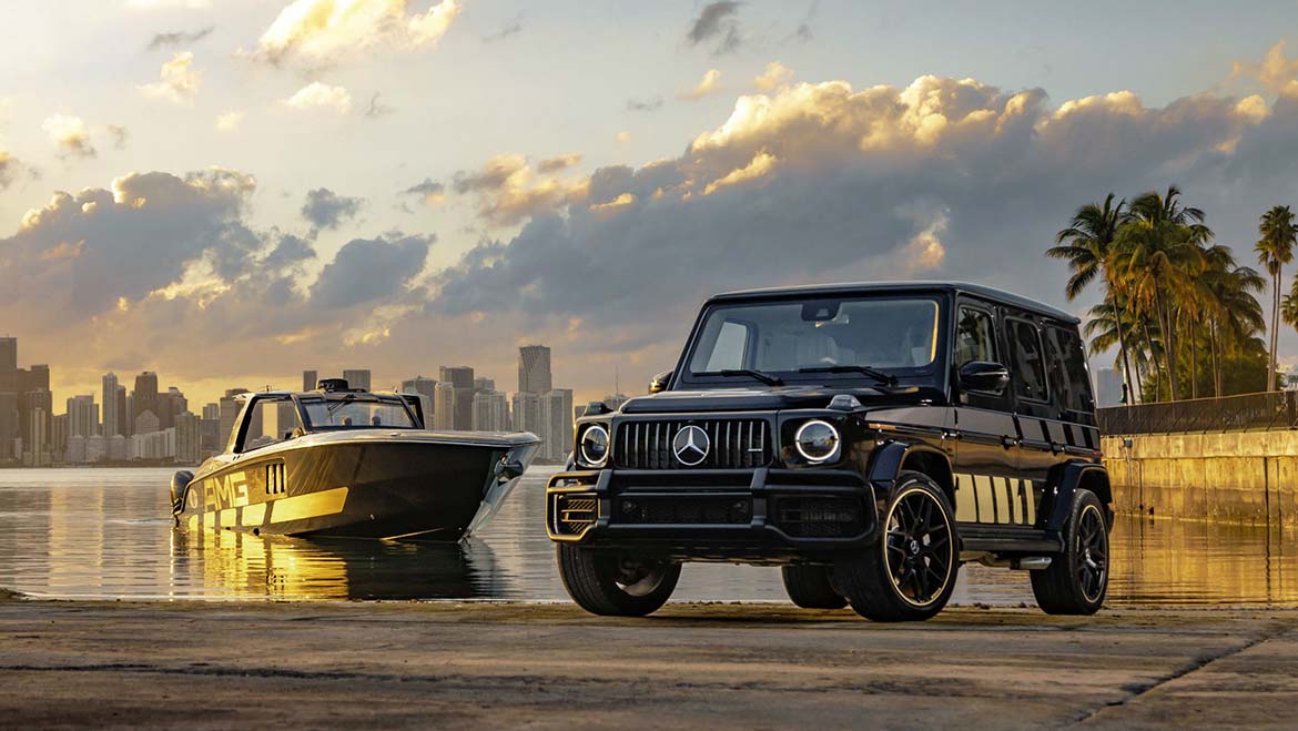 Mercedes-AMG e Cigarette Racing surpreendem no International Boat Show de Miami