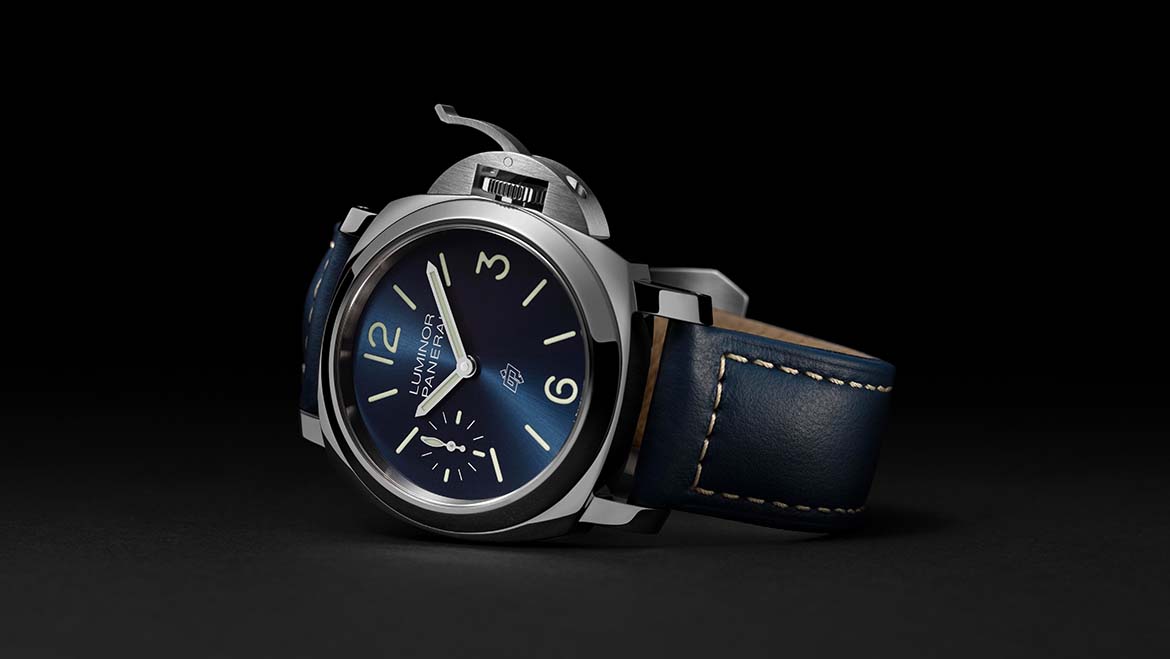 A Panerai recupera o seu espírito inicial, condensando-o no novo e deliberadamente inconfundível Luminor de corda manual
