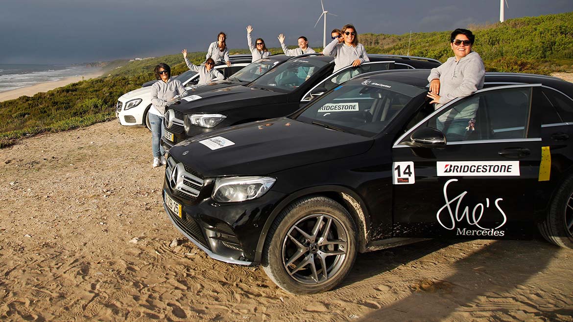 She’s Mercedes pelos trilhos da Nazaré