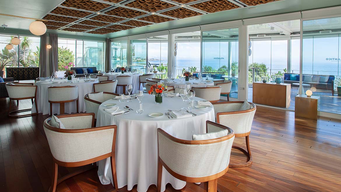 VILLA ATLÂNTICO: um espaço único com vista para o mar