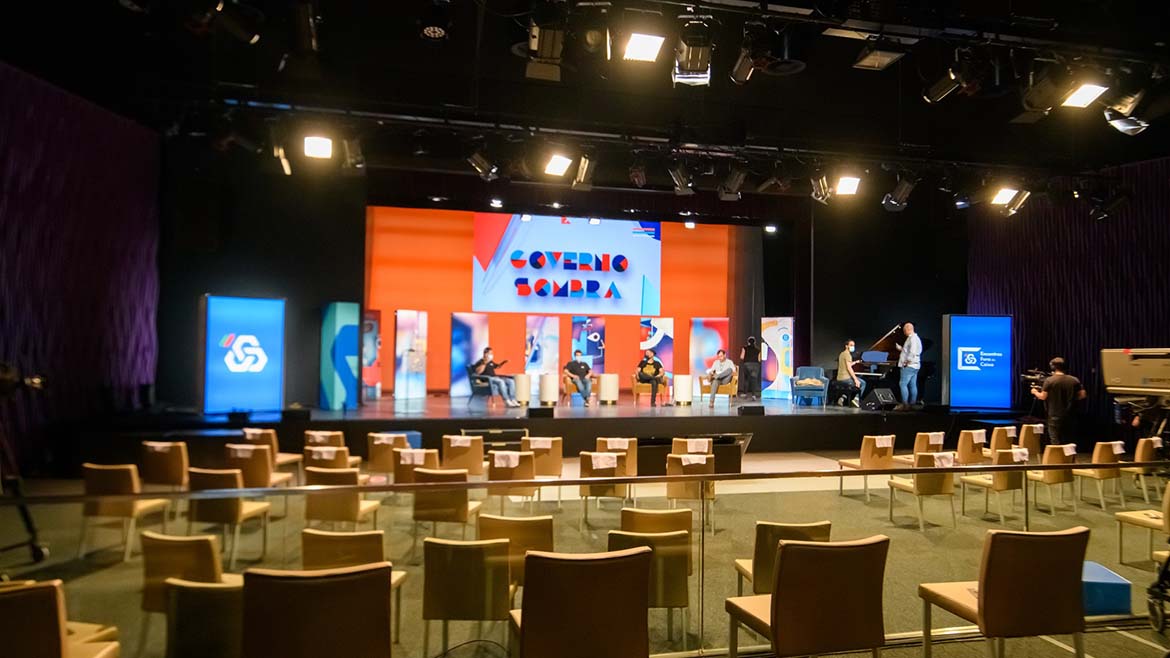 HOTEL CASINO CHAVES FOI O CENÁRIO ESCOLHIDO  PARA PROGRAMA DE RICARDO ARAÚJO PEREIRA