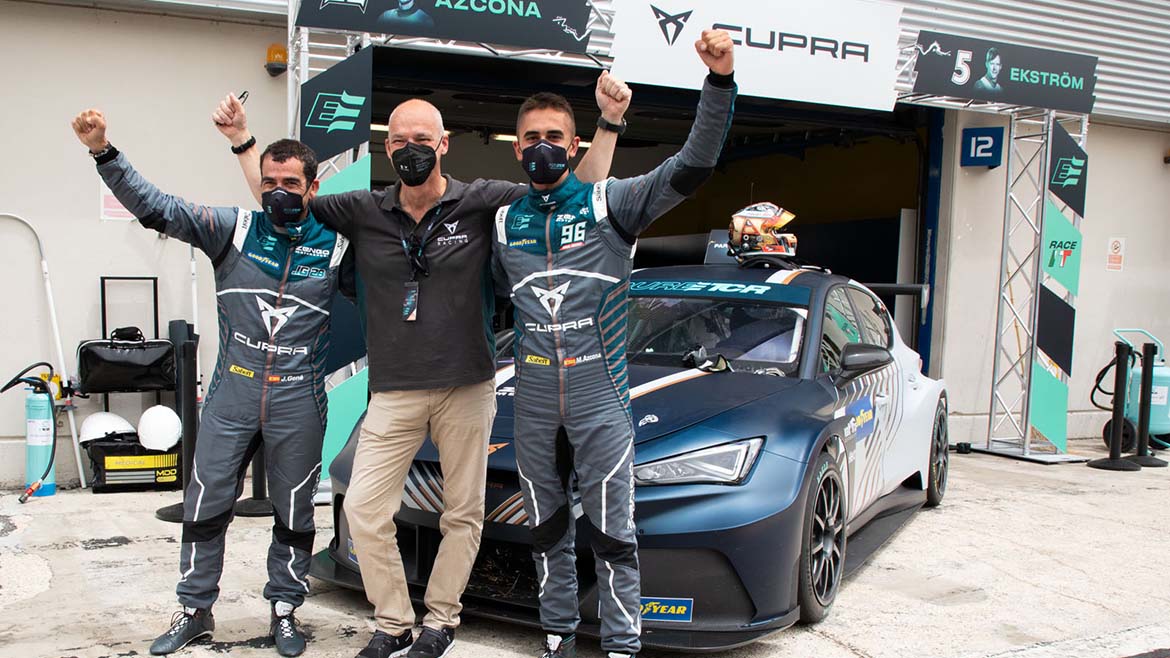 CUPRA vence a primeira corrida de automóveis de turismo totalmente elétricos do mundo