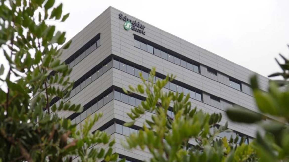 Schneider Electric implementa importantes medidas de flexibilidade para os colaboradores em Portugal e Espanha