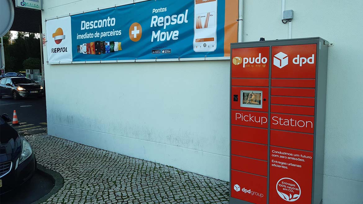 REPSOL amplia portefólio de serviços com instalação de 100 smartlockers nas estações de serviço