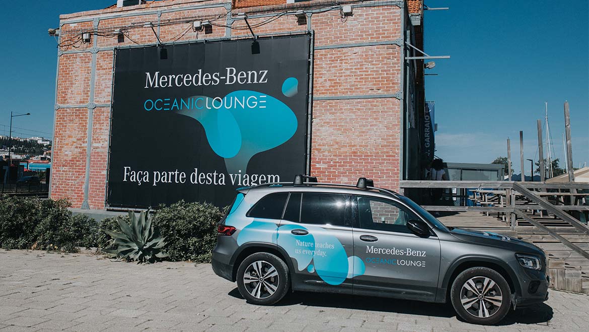 Novo Mercedes-Benz Oceanic Lounge  Com os Oceanos no horizonte