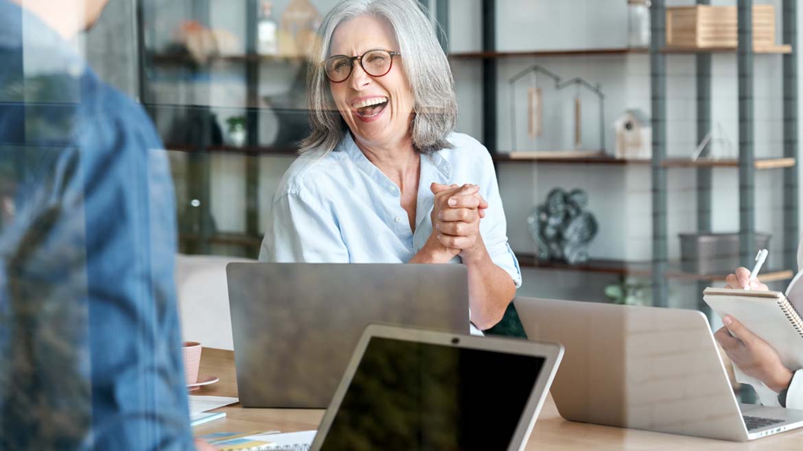 8 DICAS PARA SUPERAR UMA ENTREVISTA DE EMPREGO DEPOIS DOS 50 ANOS