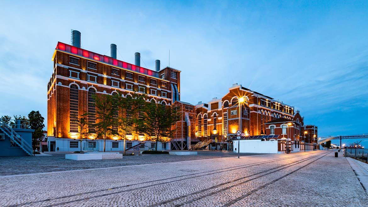 Uma noite no museu: quem quer dormir na fábrica que iluminou Lisboa?