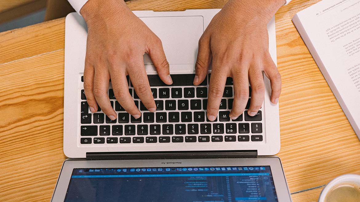 Novo ano, nova carreira: 5 formas de começar um novo percurso profissional na área tecnológica em 2023