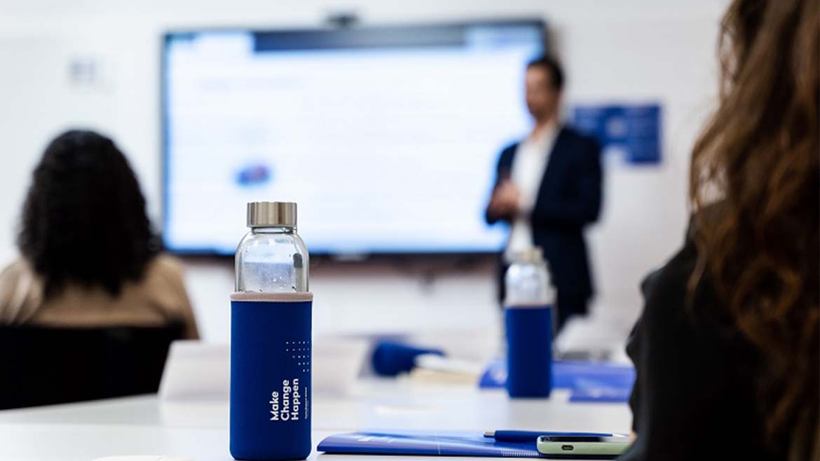 PBS atribui mais de meio milhão de euros em bolsas de estudo