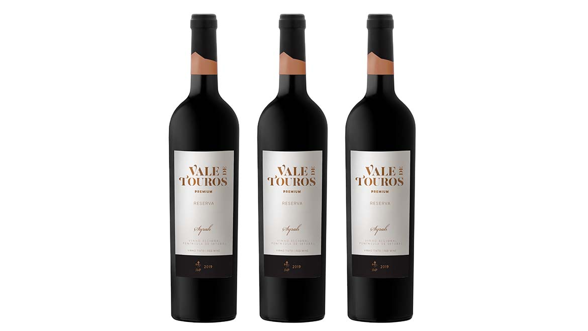 Adega de Palmela acaba de lançar novo vinho premium para brindar à quadra festiva