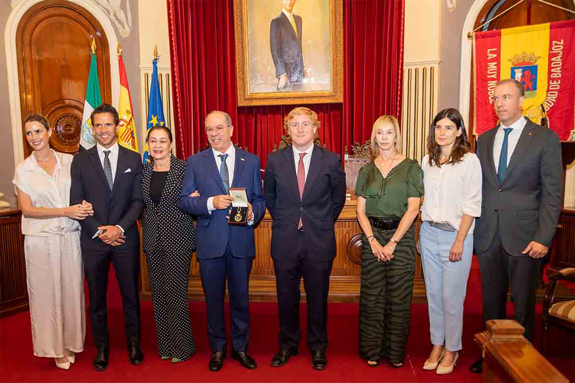 Comendador Rui Nabeiro distinguido “filho adotivo” de Badajoz
