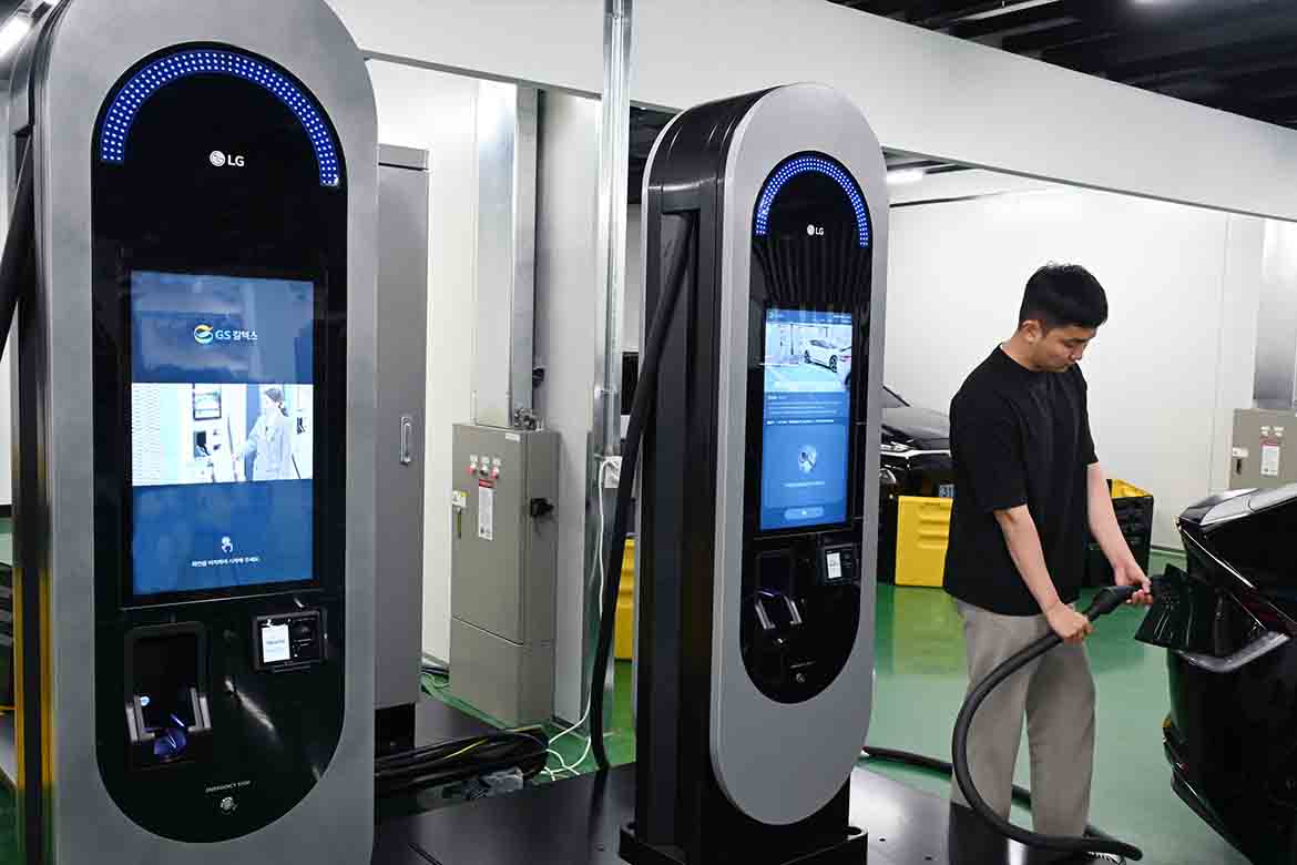 LG PÕE O PÉ NO ACELERADOR NO SEU NEGÓCIO DE SOLUÇÕES DE CARREGADORES PARA VEÍCULOS ELÉTRICOS