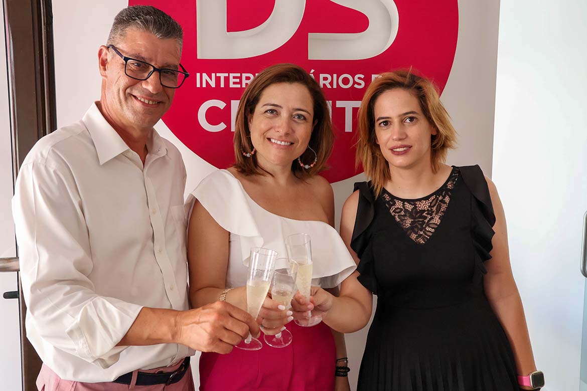 DS INTERMEDIÁRIOS DE CRÉDITO CHEGA À PRAIA DA LUZ