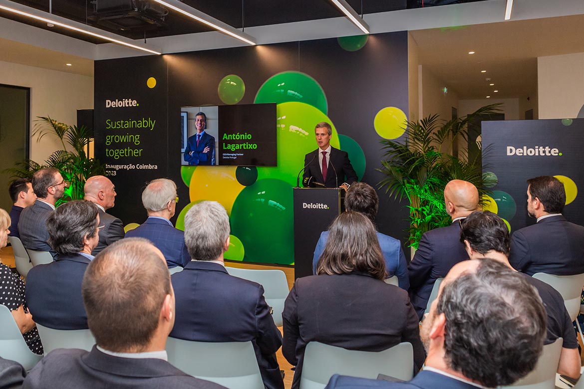 Deloitte Coimbra cria 300 postos de trabalho altamente qualificados até 2025
