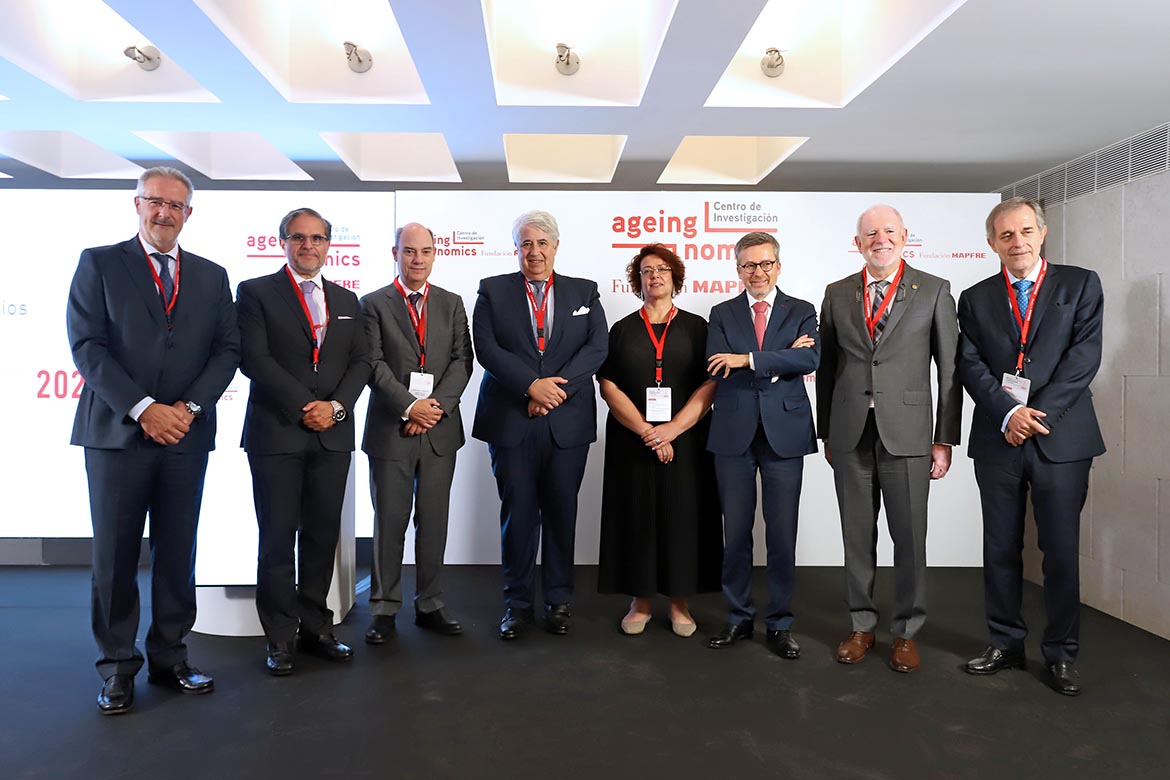 População +55: Região Centro com menos encargos e casa própria, Lisboa com maiores salários