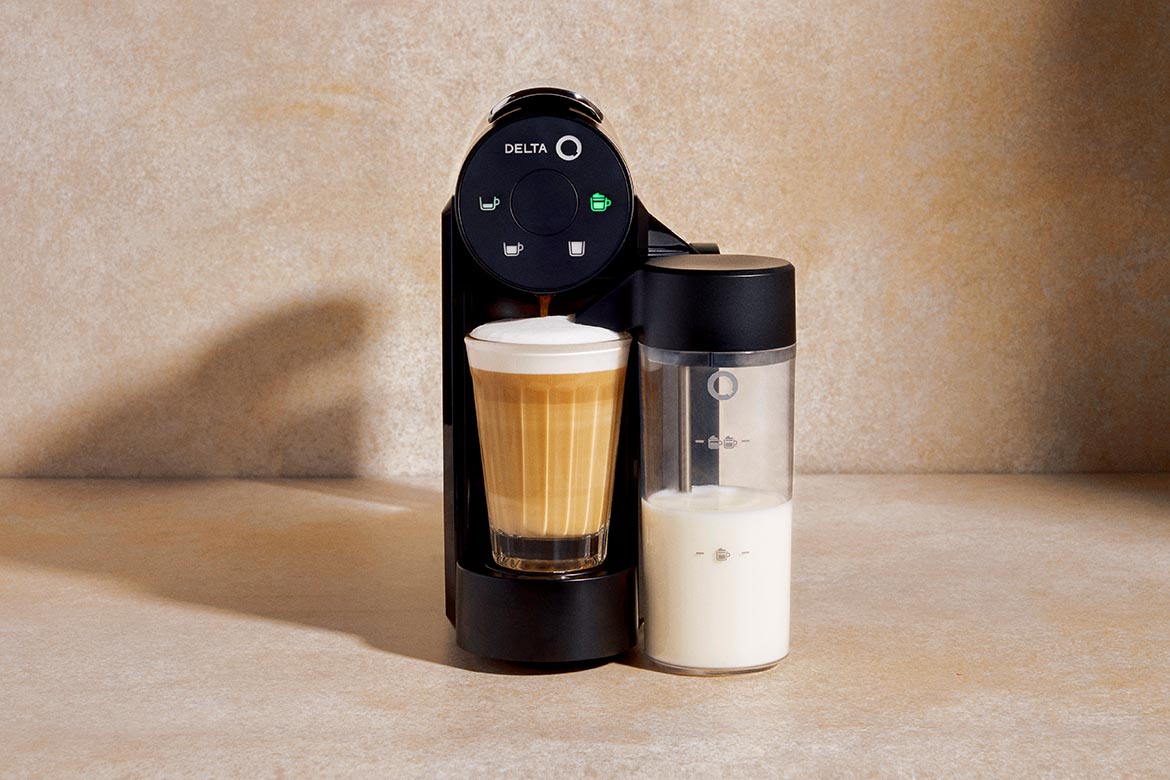 Delta Q apresenta a primeira máquina compacta, a mini milkQool, que permite a extração de bebidas compostas