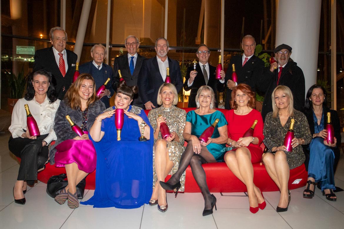 HOMENAGEM A ARTISTAS PORTUGUESES  NO HOTEL MELIÁ LISBOA AEROPORTO